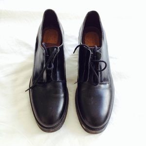 COS Platform platform black leather shoes