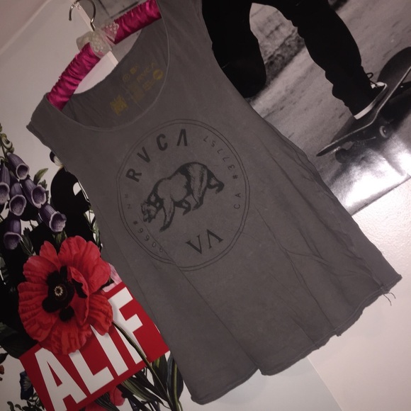 RVCA Muscle tank