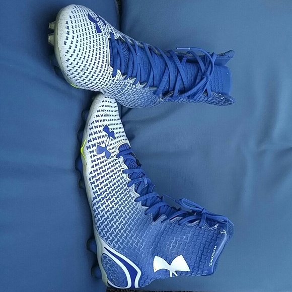 nder Armour Highlight MC Football Cleats