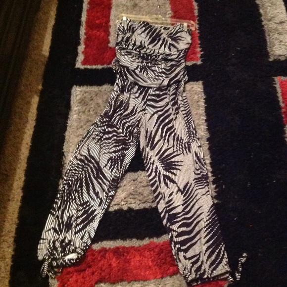 Jumper - Picture 1 of 1