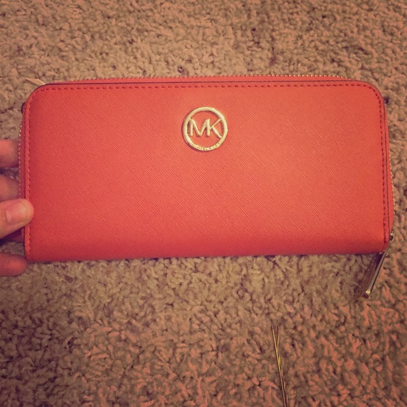 MK wallet