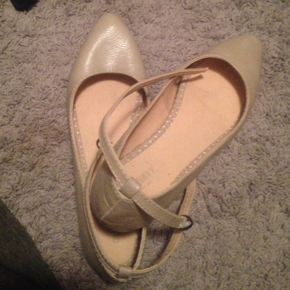Old navy ankle strap flats