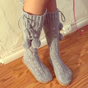 SUPER RARE PINK VS BOOTS