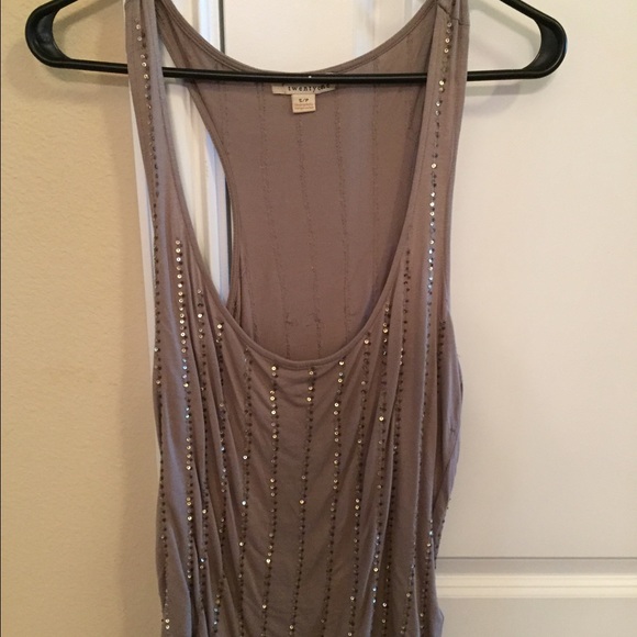 Sequin tank