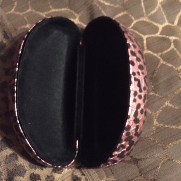 Sunglasses case