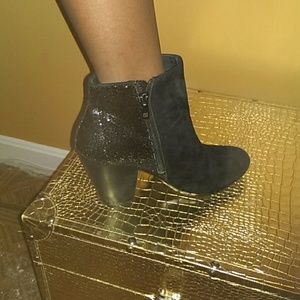Vince Camuto Black sequin ankle boots