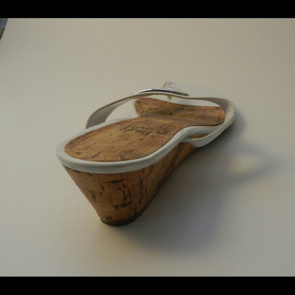 Thong Style heel sandals - Picture 3 of 4