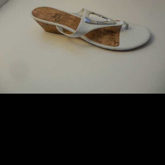 Thong Style heel sandals - Picture 4 of 4