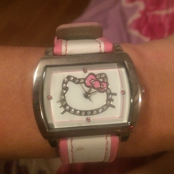 Hello kitty watch - Picture 3 of 3