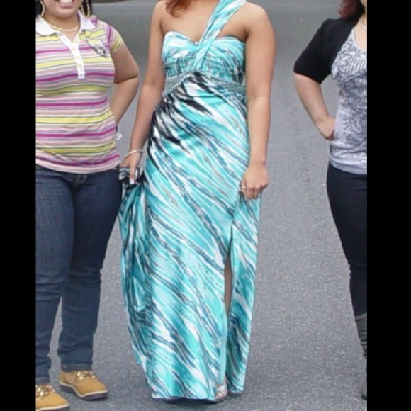Abstract Prom Dress - Picture 2 of 4