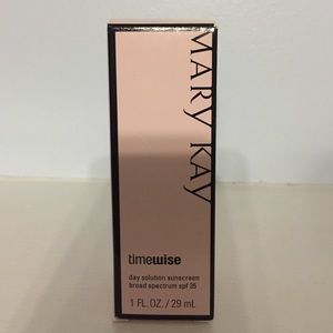 Mary Kay Timewise Day Solution Sunscreen