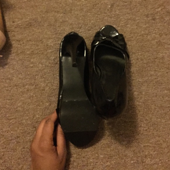 Never wore them now they are too small - Picture 2 of 2