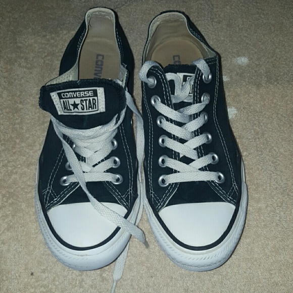 Black Converse woman's size 7
