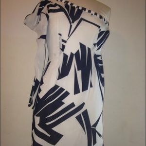 VINTAGE Hoaglund One-Sleeved Black/White Cocktail Dress