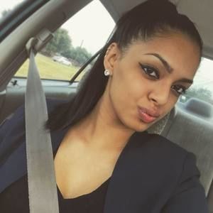 Meet your Posher, Anuksha