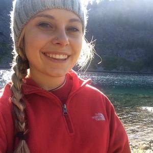 Meet your Posher, Elise