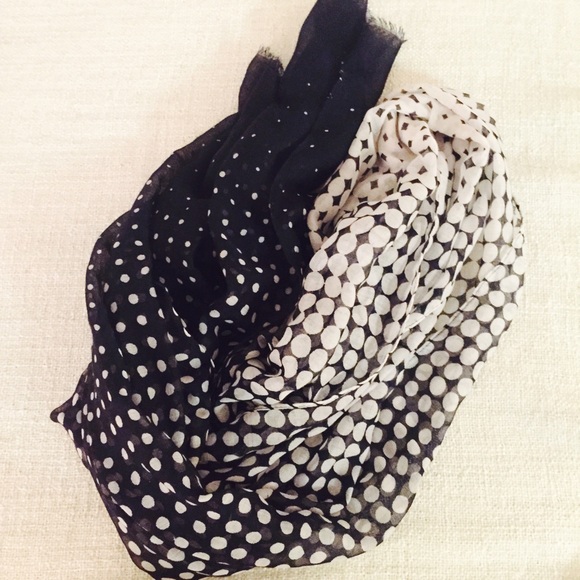 sold in bundle • navy blue & white scarf - Picture 3 of 4