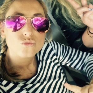 Brand new 🎉 Hot pink Ray ban sunglasses😎