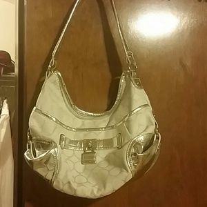 Nine West white and silver purse