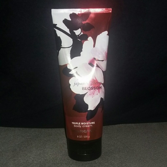 Japanese cherry blossom lotion