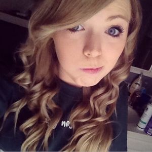 Meet your Posher, Lexii