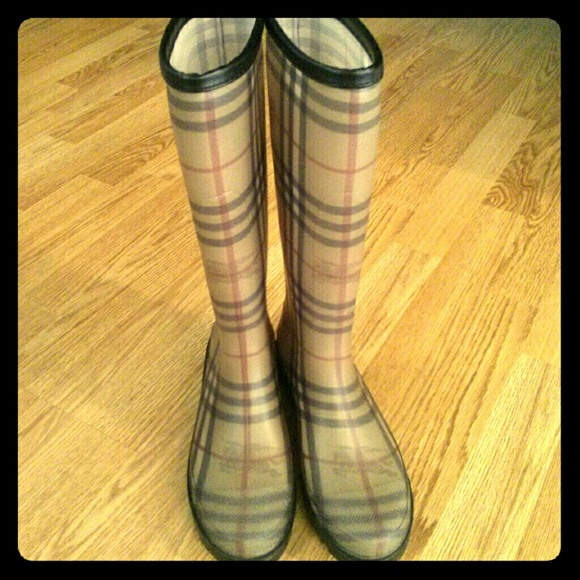 Burberry rain boots
