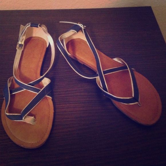 Merona blue/gold scandals