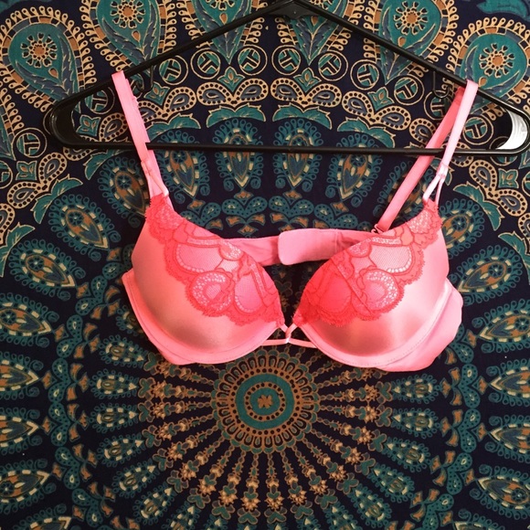 Victoria's Secret Bombshell 34A