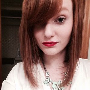 Meet your Posher, Alison