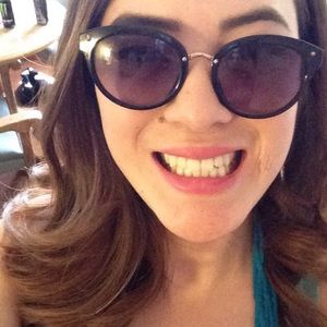 Meet your Posher, Candice