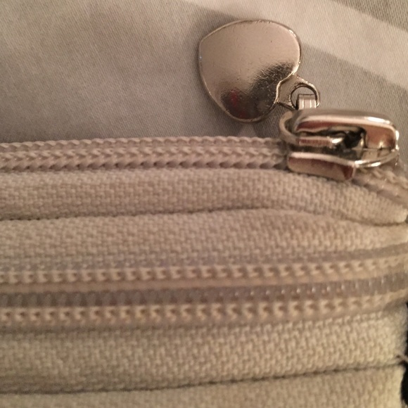BAM Zipper Wristlet - Picture 4 of 4