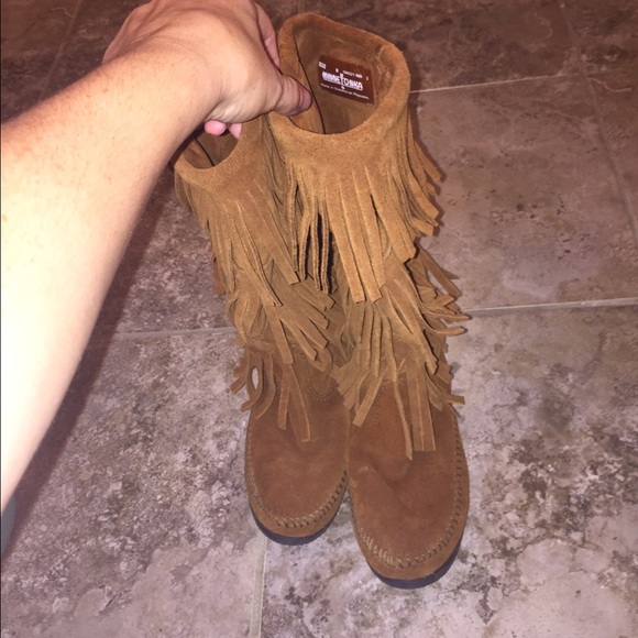 Minnetonka fringe boots