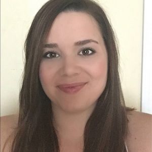 Meet your Posher, Traci