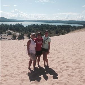 Meet your Posher, Madison