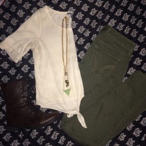 Charlotte Russe tie front crop top