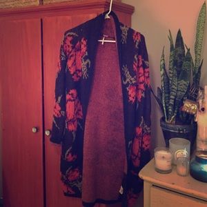 Rose print duster sweater coat