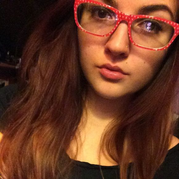 Meet your Posher, Tess - Picture 1 of 1