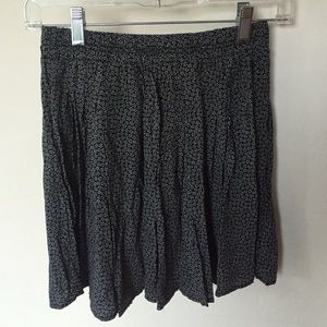 Brandy Melville black floral skirt