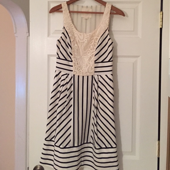 ❌❌ SOLD❌❌Anthropologie Maeve Chessia dress - Picture 3 of 3