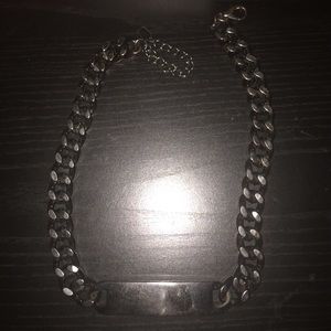 Black metal necklace