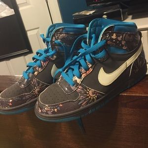 Nike shoes