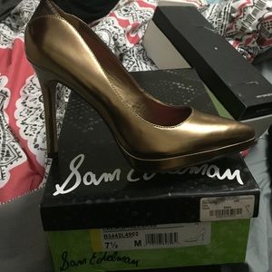 Sam Edelman Bronze Heels size 7.5 will fit 7!