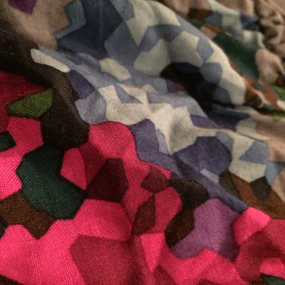 Cuuuute Multicolor Jumper - Picture 3 of 3