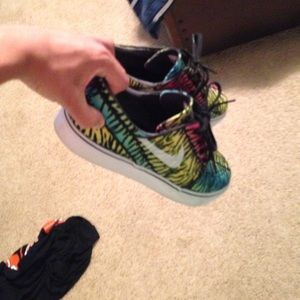 Nike Tiger MENS 12.  (Willing to negotiate !)