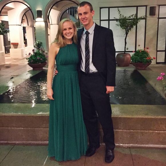 Meet your Posher, Alicia - Picture 1 of 1