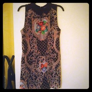 Gorgeous sleeveless dress