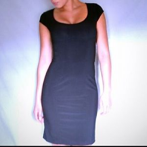 SALE 🎉 Little black dress - form fitting