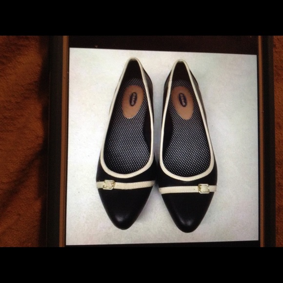 Dr scholls Shoes - Dress flats really cute🌹🌹one day sale🌹🌹
