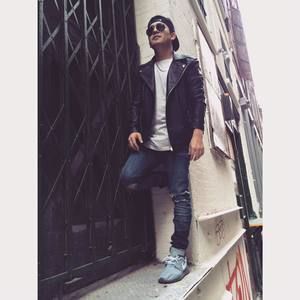 Meet your Posher, Dino