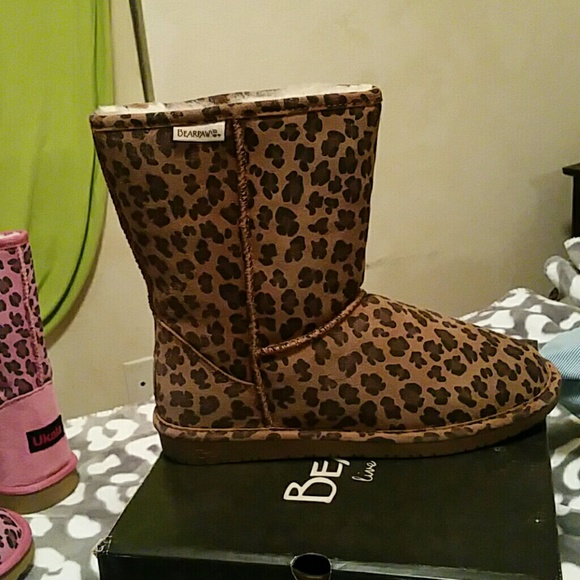 Leopard boots